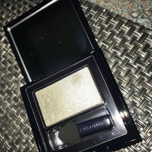 SILVER EYESHADOW NEW !